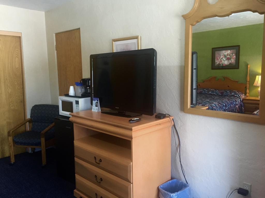 Paradise Inn Room photo
